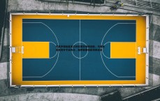 速雷体育-巴塞罗那险胜莱万特豪取开局两连胜，马德里竞技意外平局失分，西甲联赛格局初现波澜