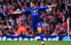 速雷体育-英超新星闪耀，库杜斯助攻梅开二度，创生涯里程碑